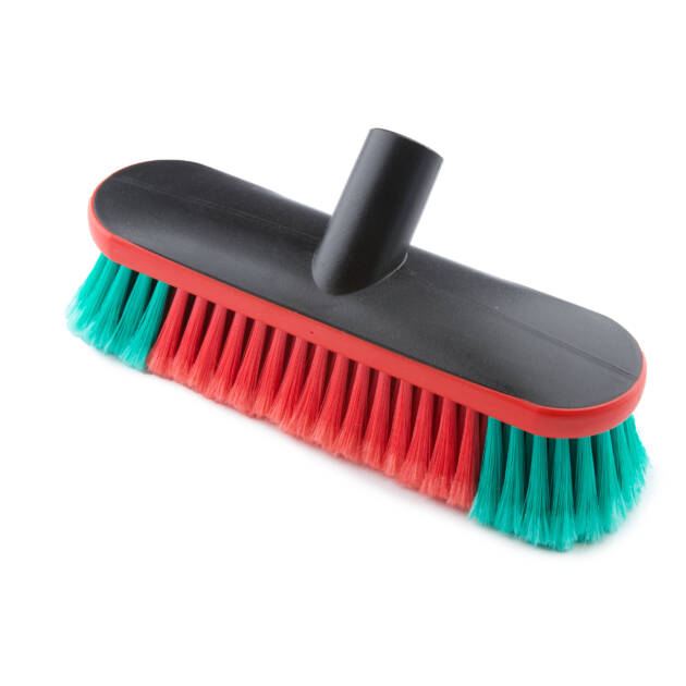 Vehicle Brush With Water Channel